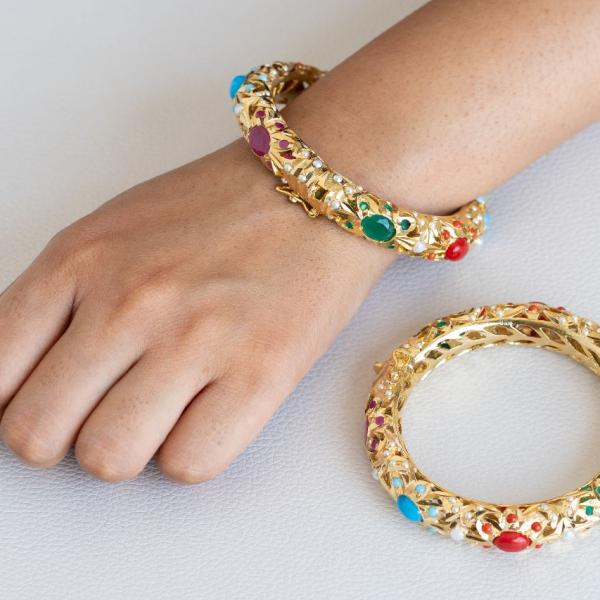 Navtran stones karas with gold platting